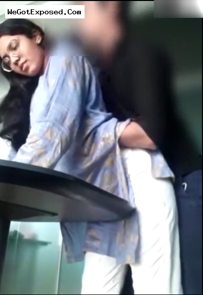 Goggles Wear Paki College Girl Viral Video Fucking With Tutor At His Home