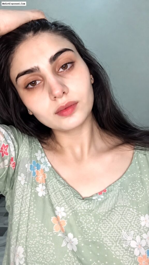 Hot Pakistani Girl Strips Fully Nude and Shows Off Her Amazing Tight Body