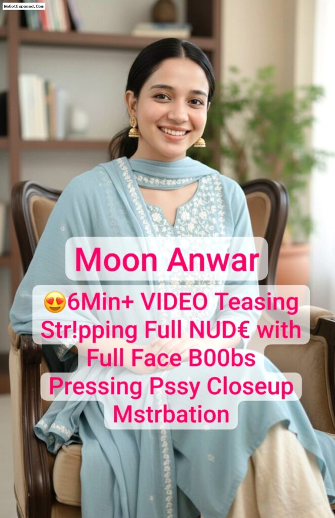Hot Pakistani Tiktoker Moon Anwar Goes Fully Nude And Fingers Her Tight Pussy